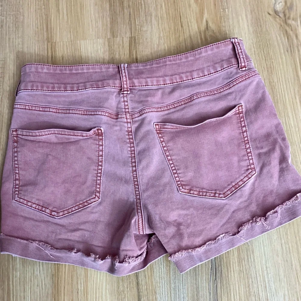 ❤️🙌SO! Raspberry Pink Favorite Midi Rise Denim Cropped Shorts - Picture 5 of 7